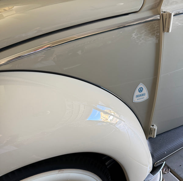 Mahag Dealership  Magnet